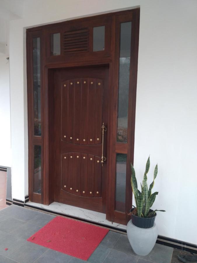 Holly House Homestay Ella Ngoại thất bức ảnh