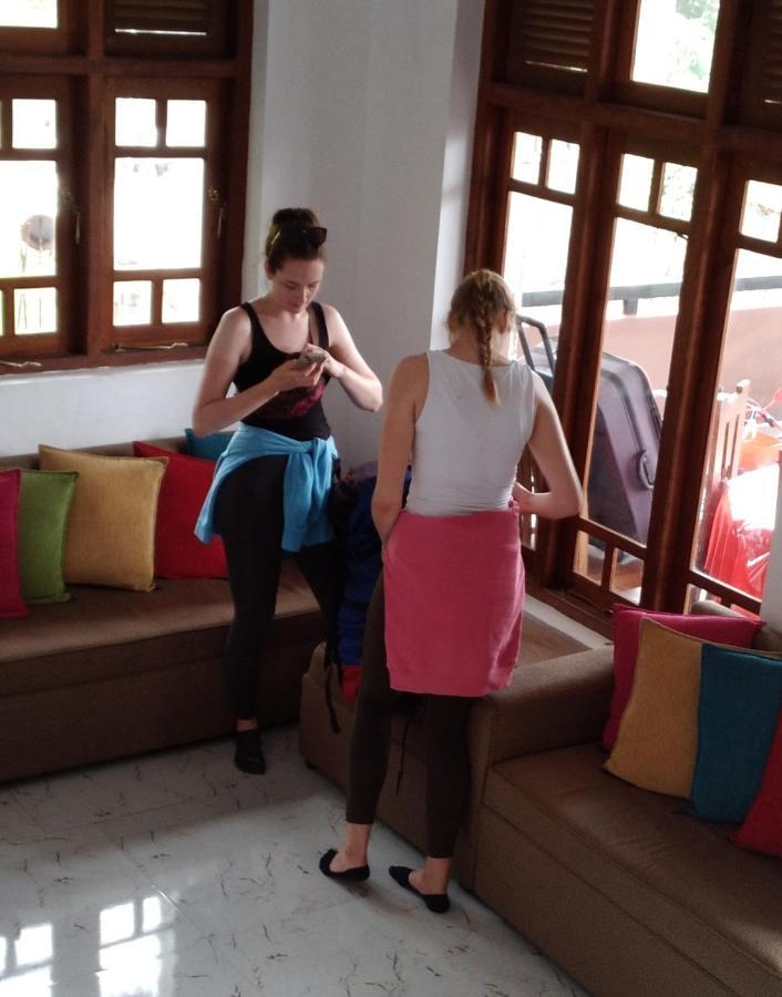 Holly House Homestay Ella Ngoại thất bức ảnh