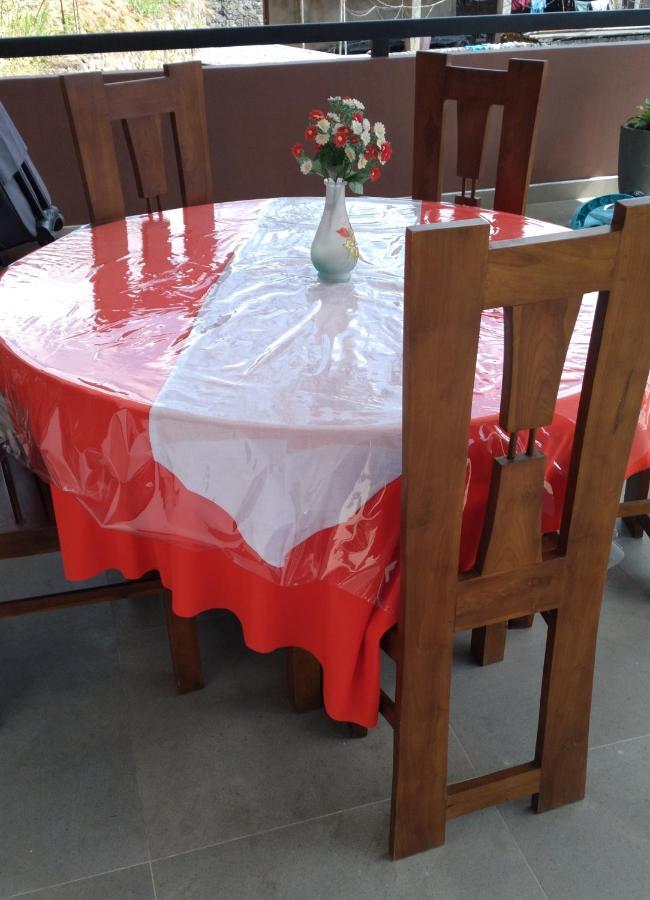 Holly House Homestay Ella Ngoại thất bức ảnh